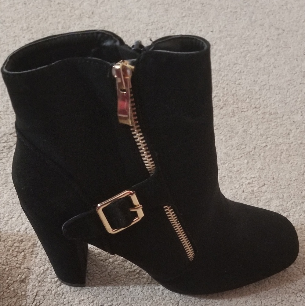 Ladies shoe